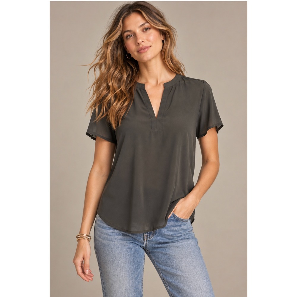 New Pleione Blouse S Olive Short Sleeve Split Neck Pleated Back High Low Top